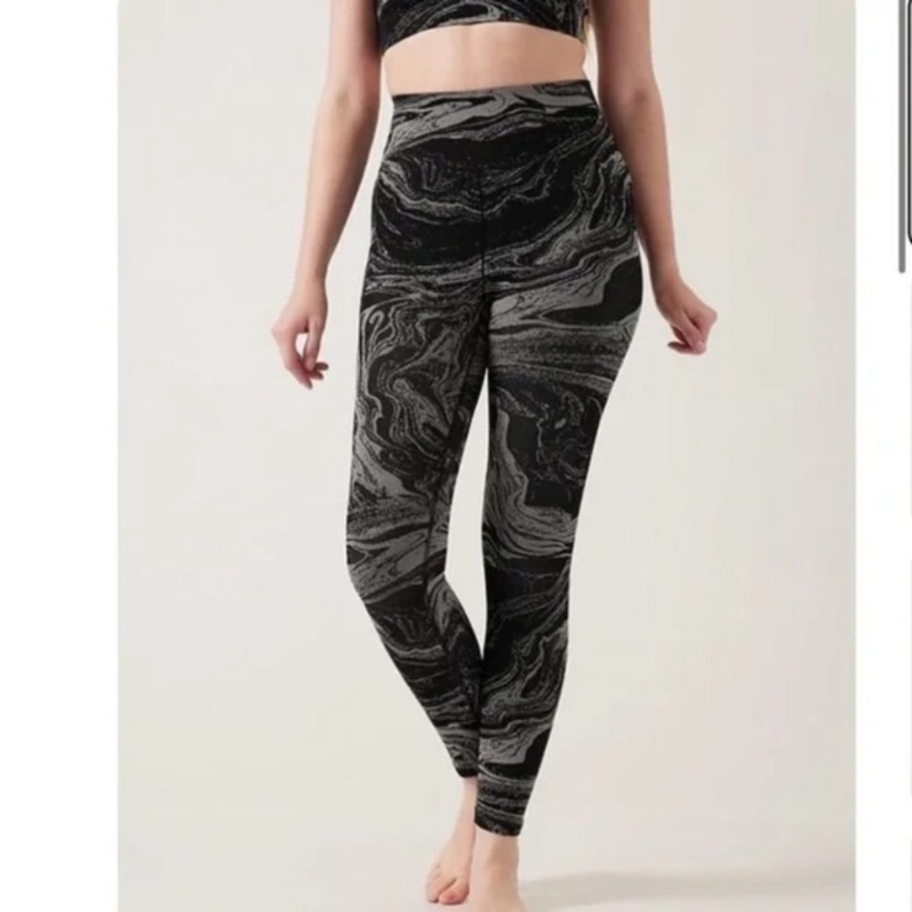 Athleta Aurora Shine Tight Leggings